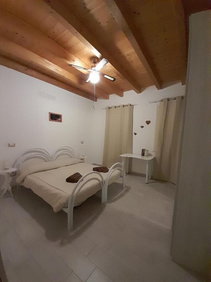 Casa Rosa Dei Venti Lägenhet Villa San Pietro Exteriör bild